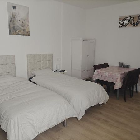 7 Minutes De L'Aeroport Cdg 5 Bed and Breakfast Thieux  Esterno foto