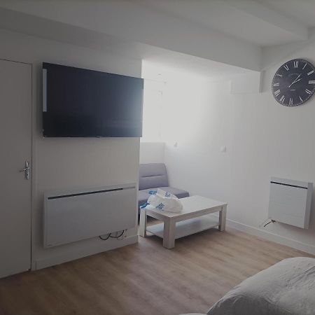 7 Minutes De L'Aeroport Cdg 5 Bed and Breakfast Thieux  Esterno foto